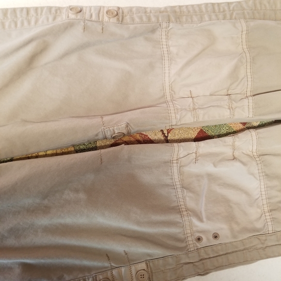 Abercrombie Capris - Size M - Picture 9 of 10